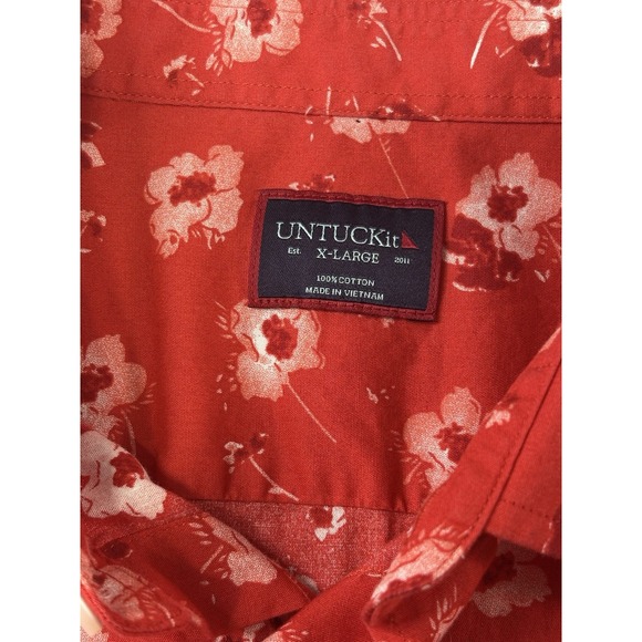 Untuckit Shirt Mens XL Red Floral Short Sleeve Button Up Coolidge Hawaiian - Picture 3 of 10